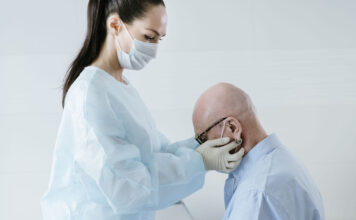 แผลกดทับในผู้ป่วยติดเตียง: ทำไมแค่พลิกตัว หรือที่นอนลมถึงไม่พอ? แผลกดทับในผู้ป่วยติดเตียง: ทำไมแค่พลิกตัว หรือที่นอนลมถึงไม่พอ?