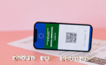 QR Code vs. บาร์โค้ด: เลือกใช้ให้ถูกงาน เพื่อธุรกิจไม่พลาด QR Code vs. บาร์โค้ด: เลือกใช้ให้ถูกงาน เพื่อธุรกิจไม่พลาด